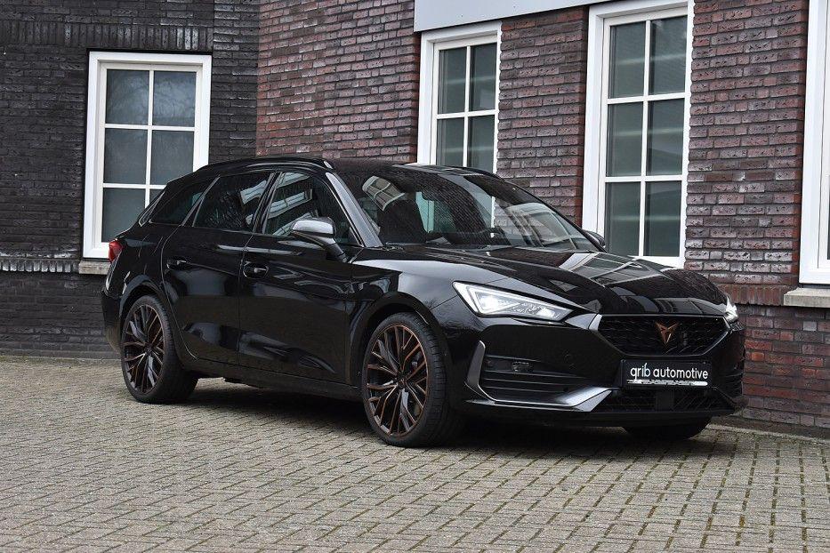 Cupra Leon Sportstourer 1.4e Hybrid 245pk Performance Wij zi, Auto's, Cupra, Bedrijf, Hybride Elektrisch/Benzine, Te koop, 0 g/km