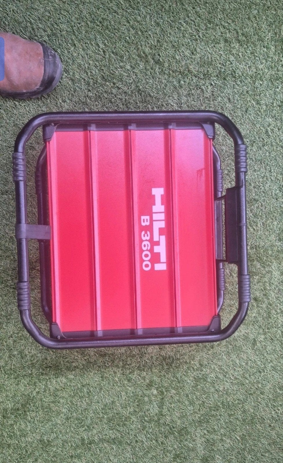 hilti b3600, Consoles de jeu & Jeux vidéo, Consoles de jeu | Nintendo Portables | Accessoires