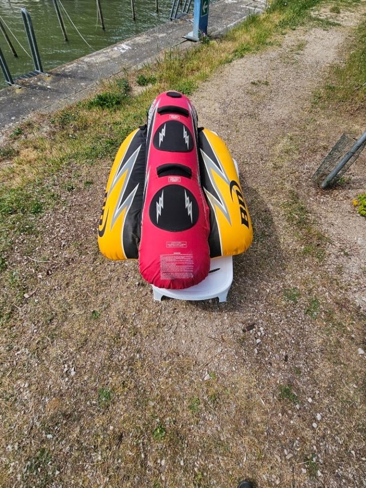 Fusée gonflable, Funtube, banane pour 2 personnes, Sports nautiques & Bateaux, Sports Nautiques & Bateaux Autre, Enlèvement, Comme neuf
