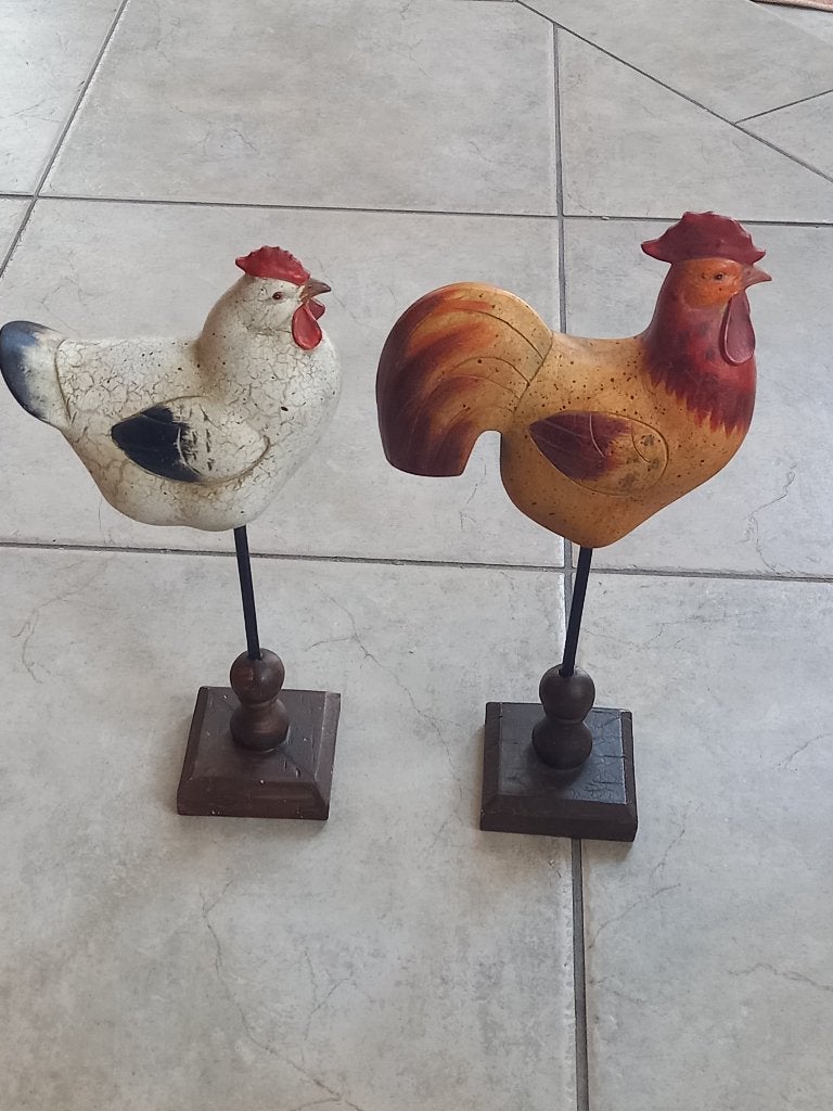 2 postues un coq et une poule vintage en très bonne état, Enlèvement ou Envoi