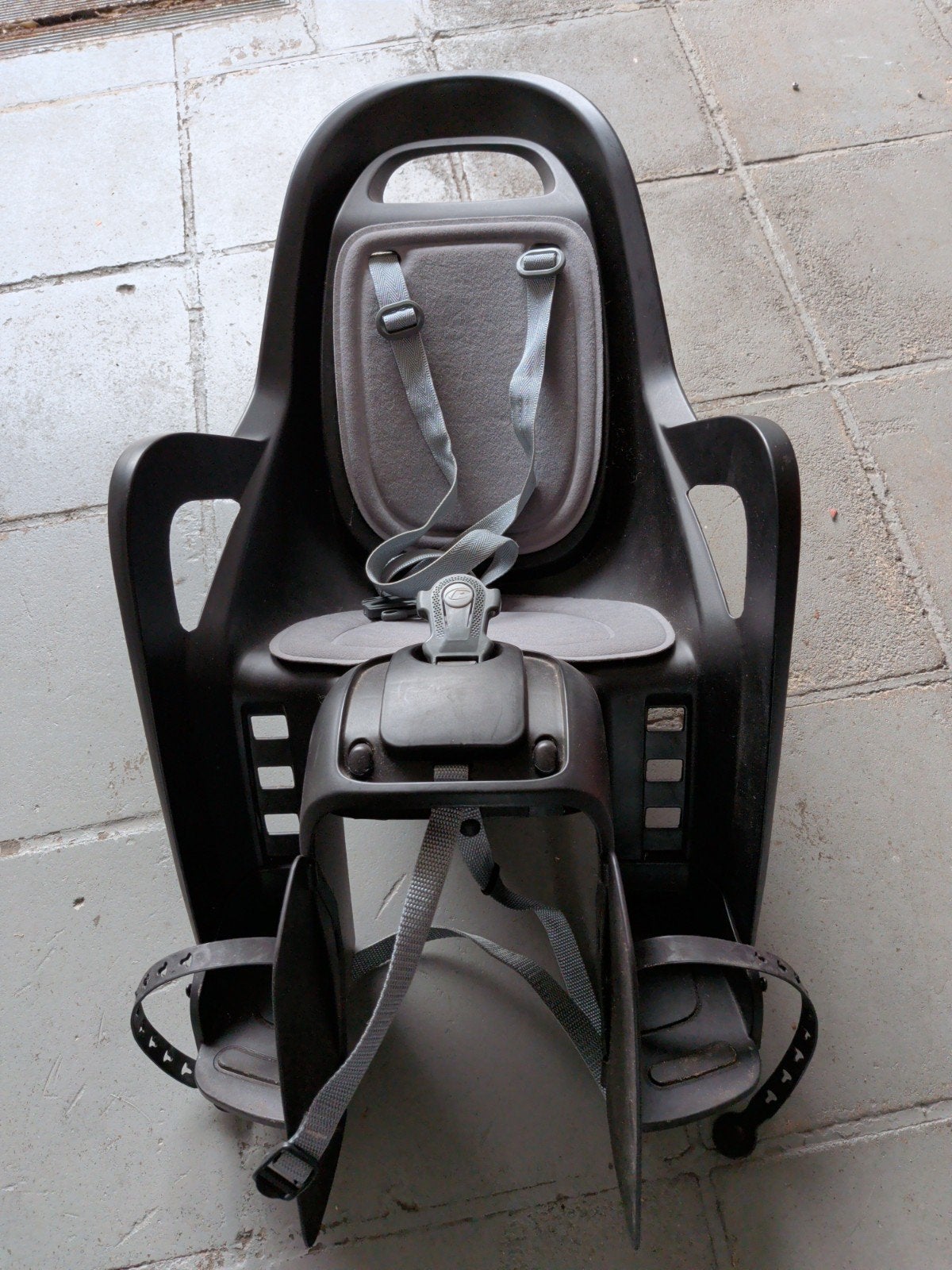 polisport fietsstoeltje, Fietsen en Brommers, Achterzitje, 9 t/m 18 kg, Ophalen of Verzenden, Polisport