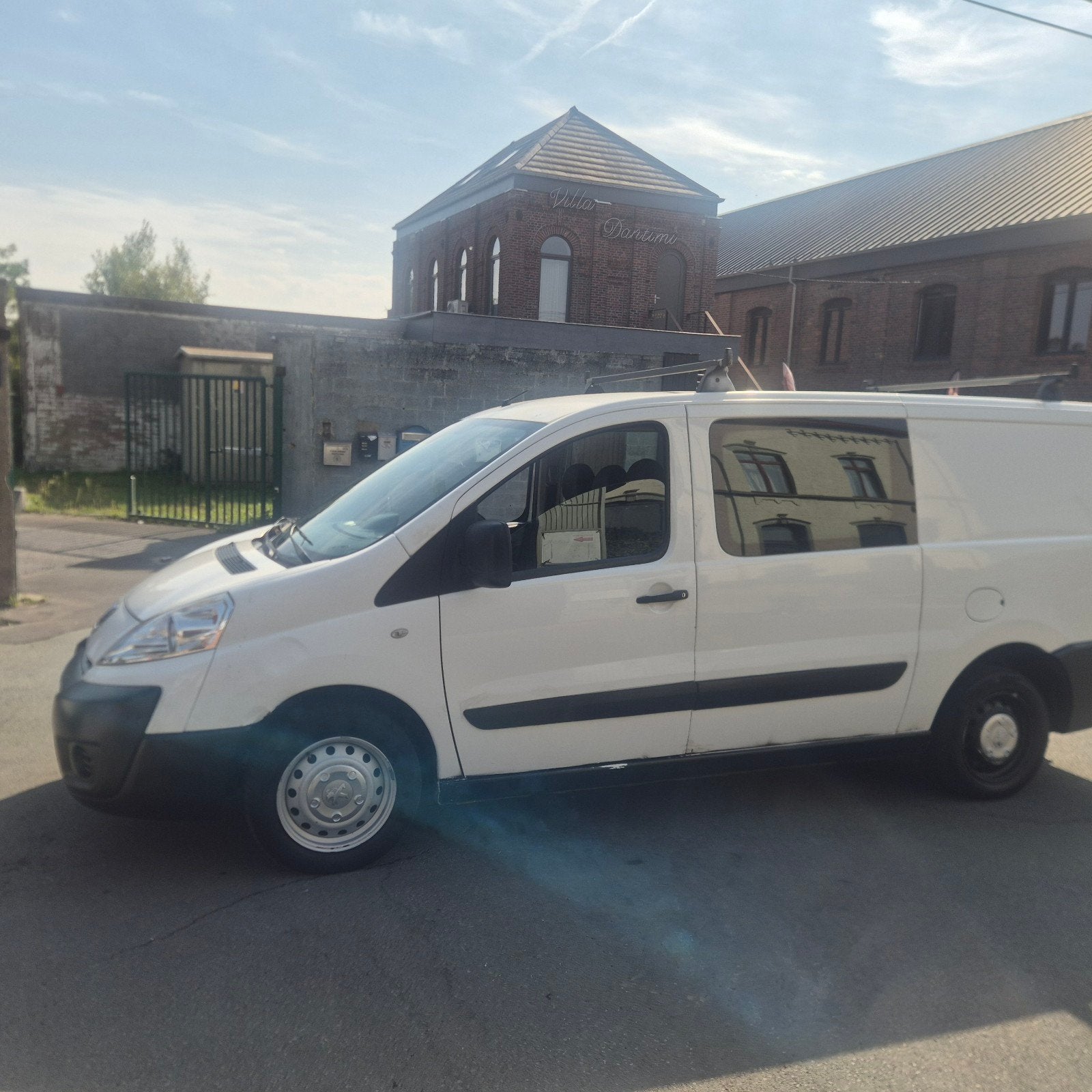 peugeot expert 2.0 HDI. double cabine 6 places 330000 km, Autos, Conduite autonome, Euro 5, Achat, Boîte manuelle