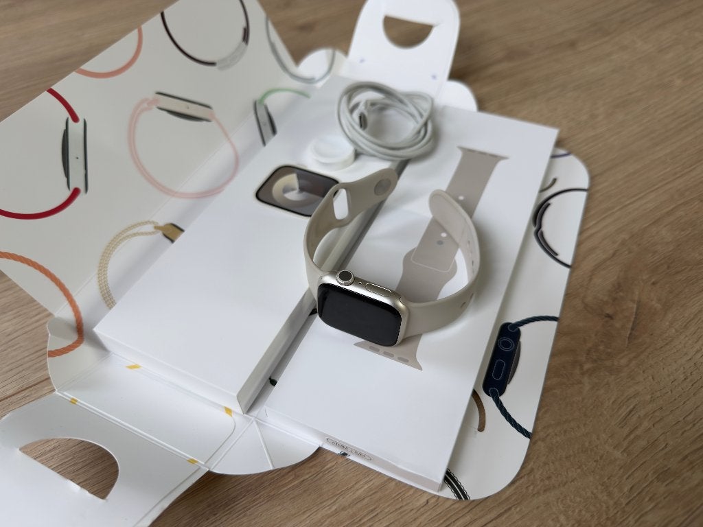 Apple Watch Series 9 41mm GPS Starlight - compleet, Handtassen en Accessoires, Smartwatches, Apple Watch, IOS, Ophalen of Verzenden