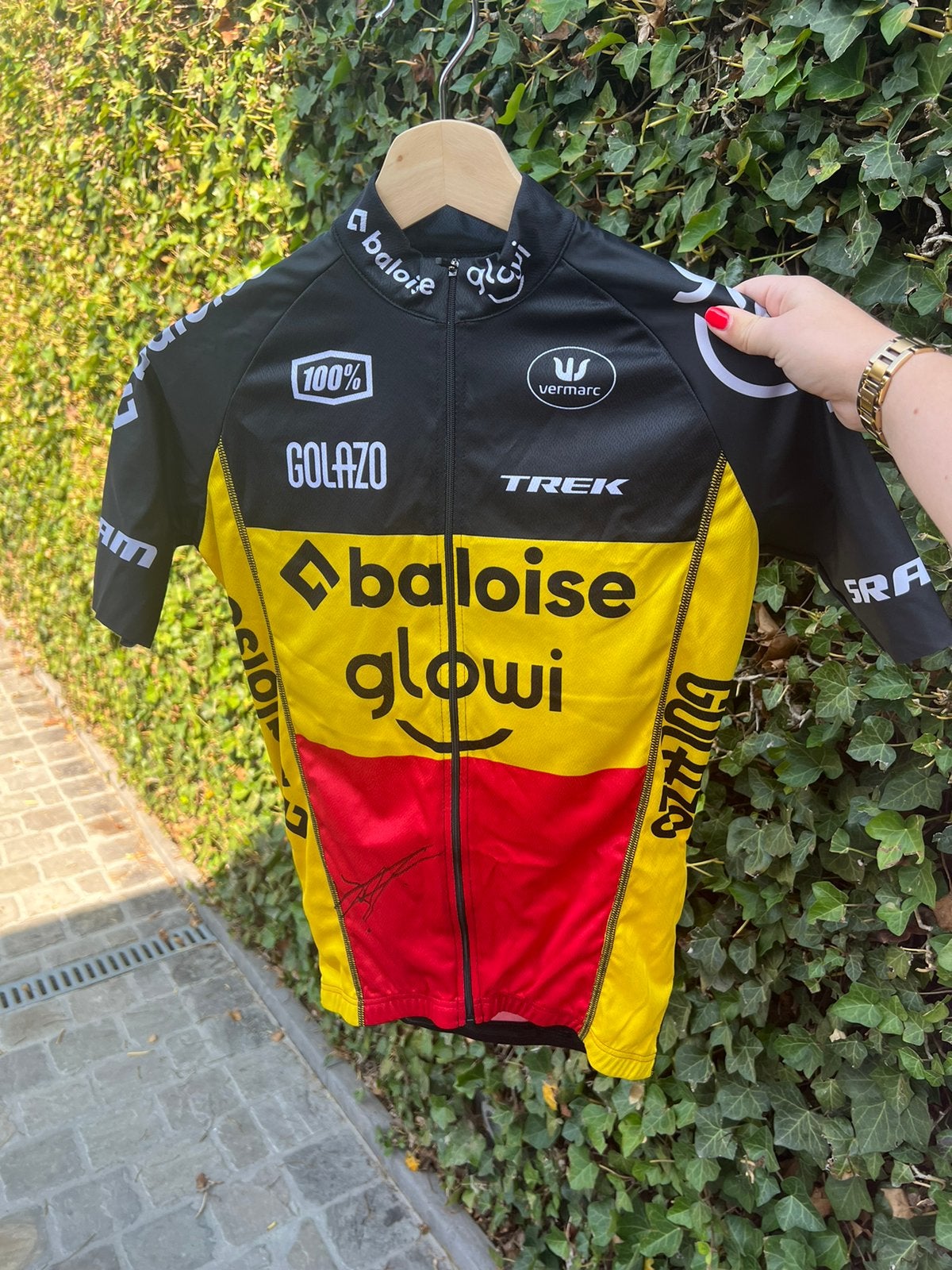 Gesigneerd wielertruitje Thibau Nys, Enlèvement, Utilisé, Vêtements