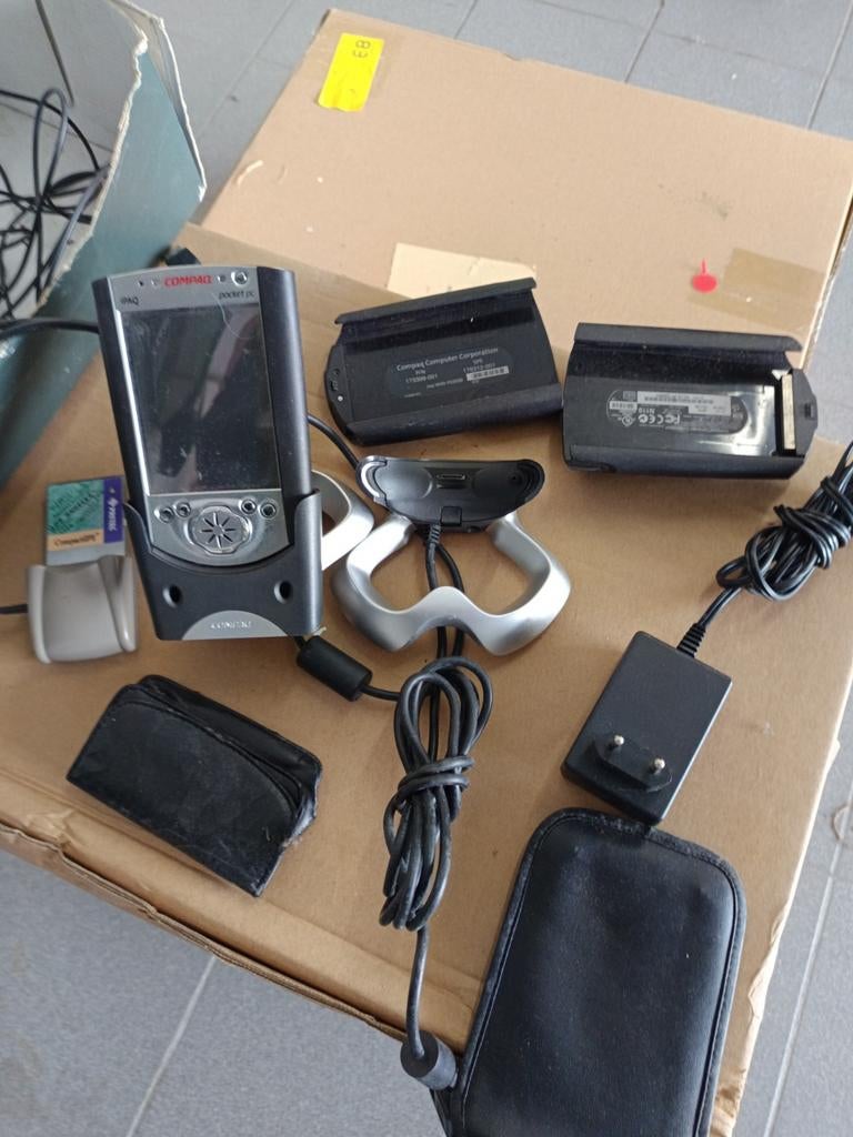 Compaq ipaq pocket pc, Ophalen