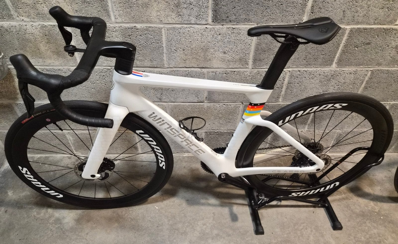 Vélo course, Enlèvement, Carbone