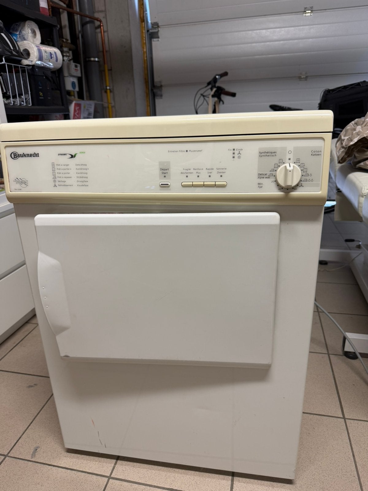 Bauwknecht Droogkast, Elektronische apparatuur, Droogkasten, Ophalen, 6 tot 8 kg, Gebruikt, Luchtafvoer