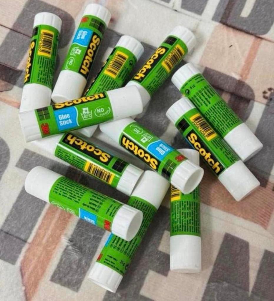 12x Nieuw Lijmstift Scotch lijmstiften 3M lijm stift stiften, Hobby en Vrije tijd, Ophalen of Verzenden, Nieuw, Gereedschap of Accessoires