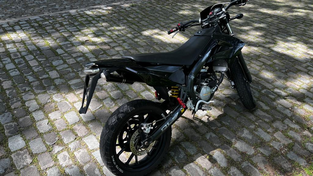 Derbi senda, Fietsen en Brommers, Ophalen, Klasse B (45 km/u), Zo goed als nieuw