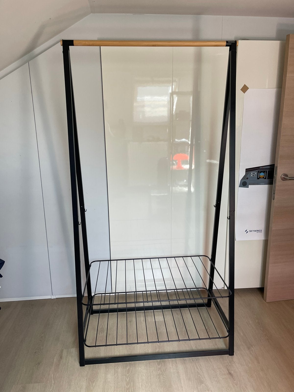 Nieuw kledingrek Brabantia, Vêtements | Femmes, Enlèvement, Comme neuf