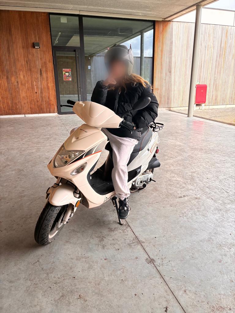 Razzo strike 50cc, Autres modèles, Enlèvement, Utilisé, Classe A (25 km/h)