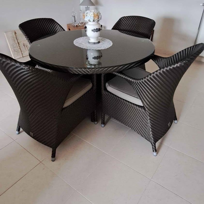 Rieten meubelset met ronde tafel en 4 stoelen, Ophalen