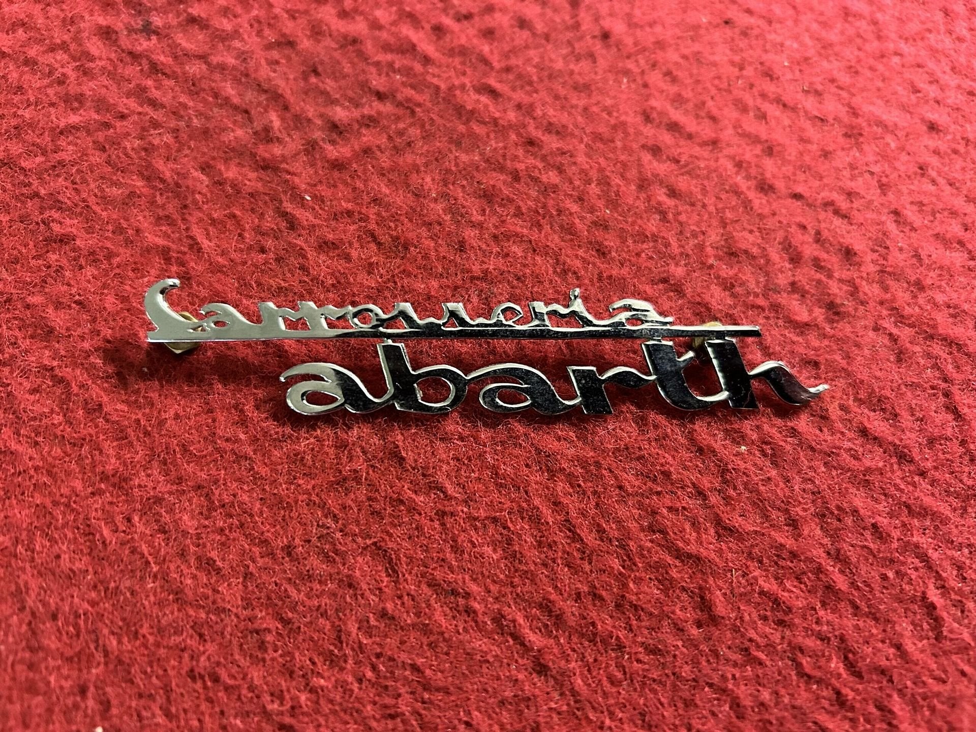 Fiat Abarth 1000 Bialbero ”Carrosseria abarth” embleem, -, Utilisé, -, -