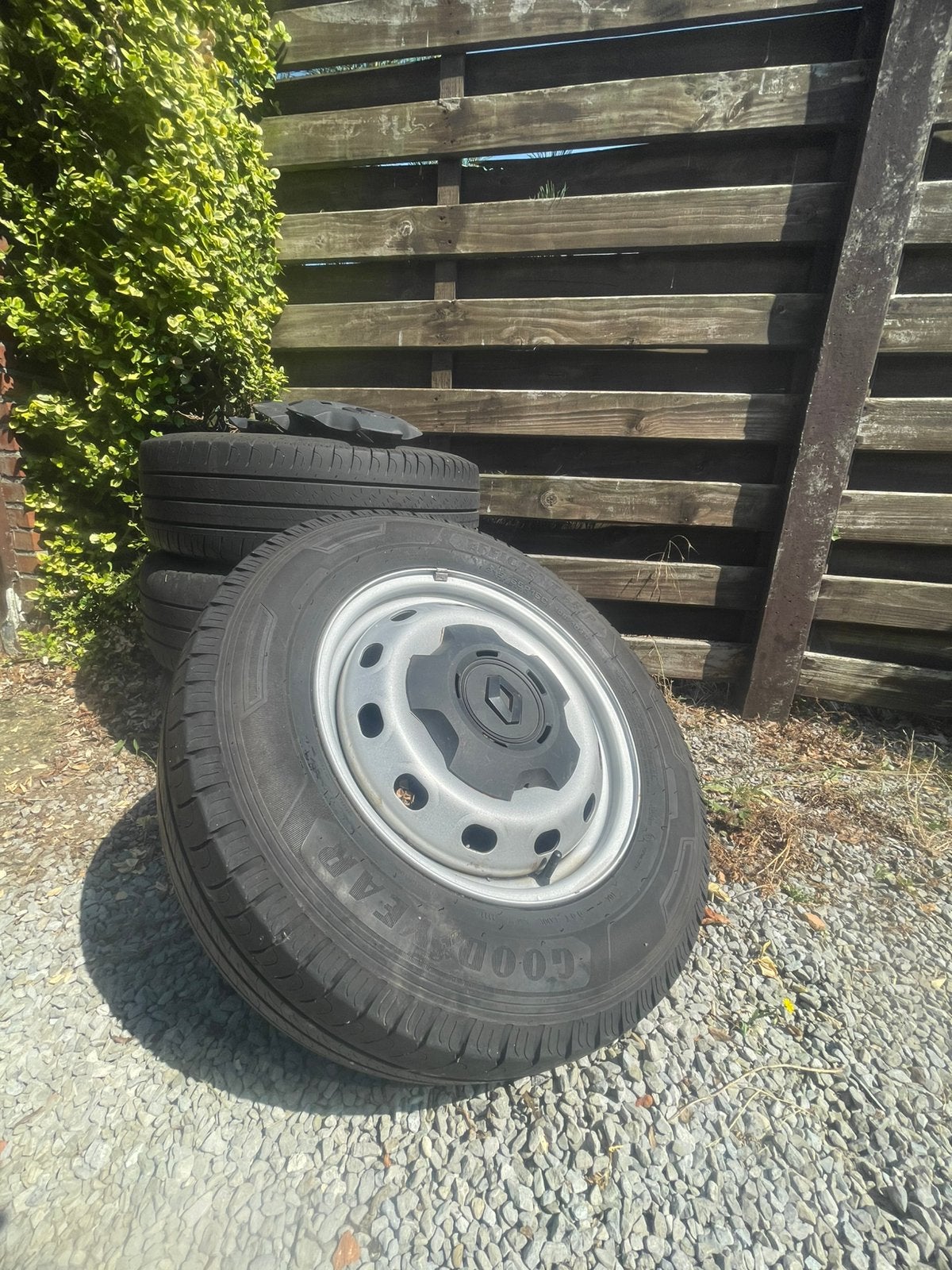 4 Goodyear banden op stalen velgen 5x114, Auto-onderdelen, Banden en Velgen, Ophalen, Band(en)