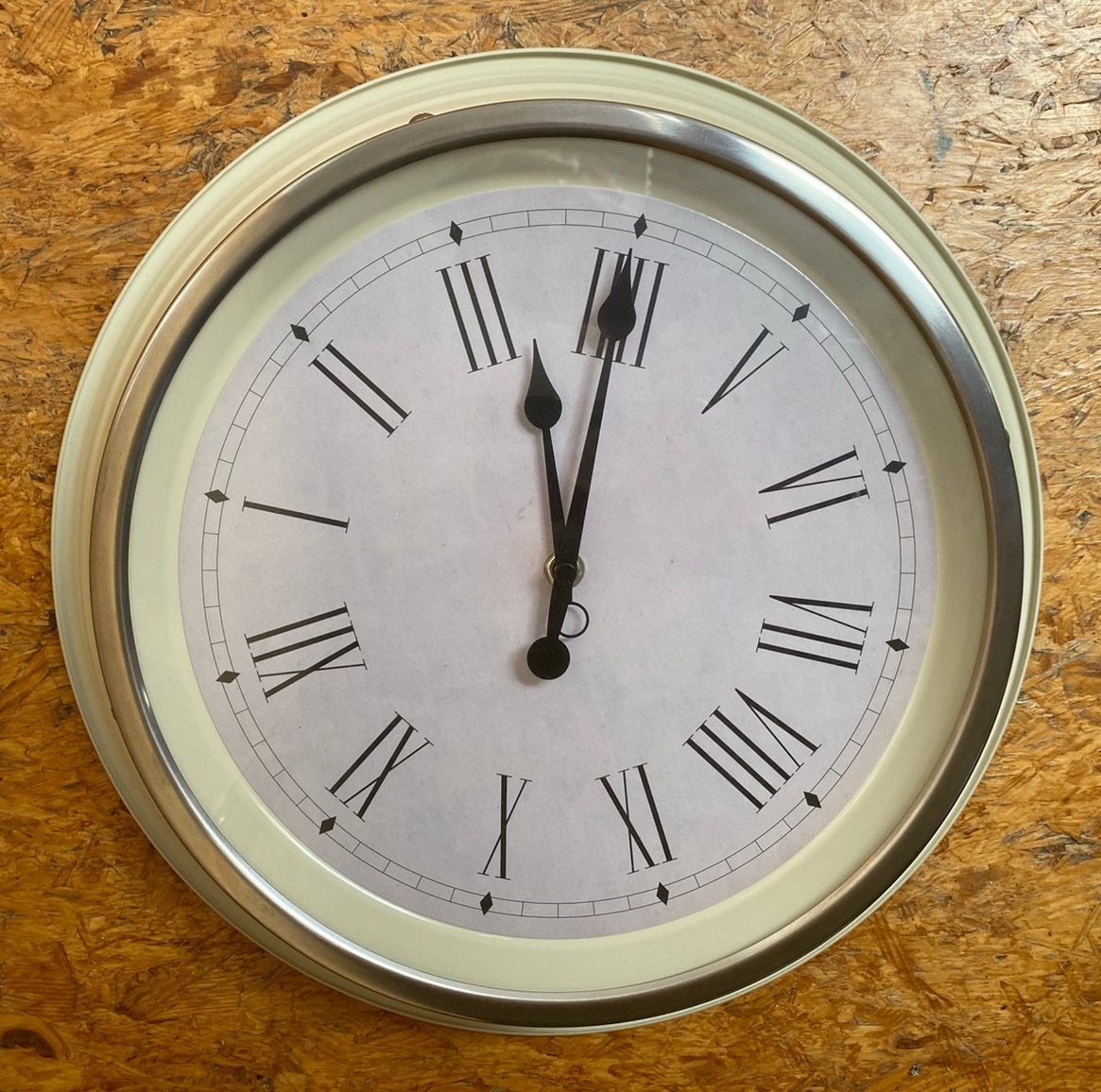 Ikea wandklok skovel, Maison & Meubles, Accessoires pour la Maison | Horloges, Enlèvement ou Envoi, Horloge murale
