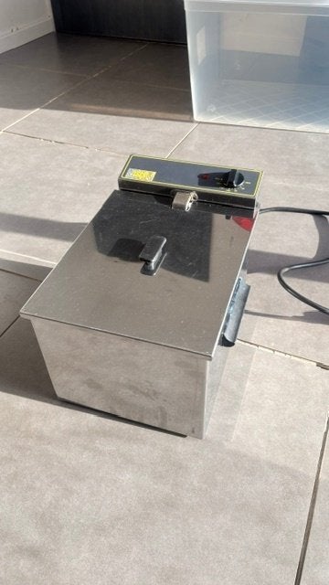 Professionele friteuse met rolgrill van 8 liter, Zakelijke goederen, Ophalen, Gebruikt, Fornuis, Frituur en Grillen