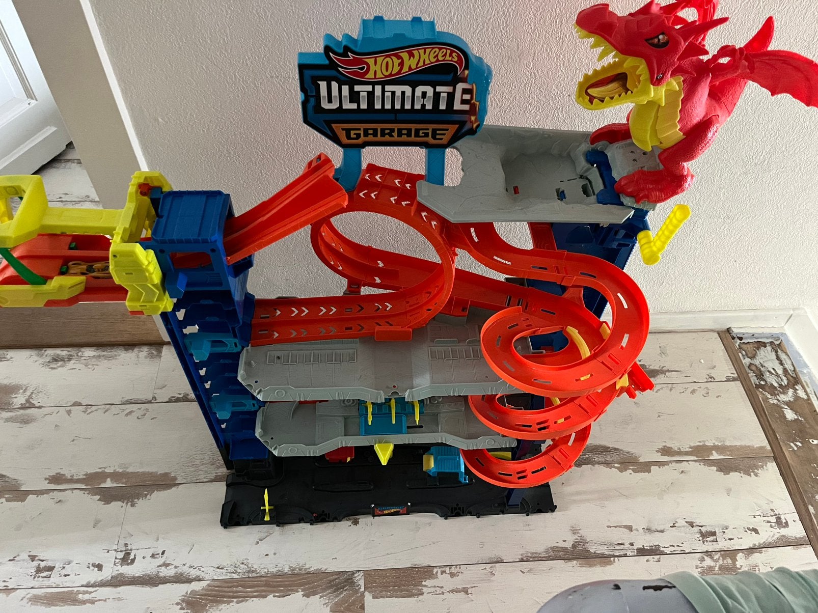Hot Wheels - City Utieme Garage Speelset, Kinderen en Baby's, Speelgoed | Racebanen, Ophalen, Zo goed als nieuw, Hot Wheels