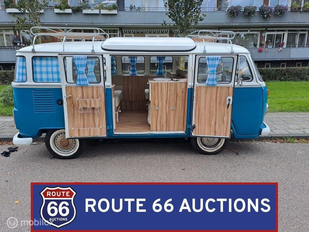 Volkswagen Type 2 Kombi Camper | Route 66 Auctions, Auto's, Volkswagen, Zwart, Bedrijf, Handgeschakeld