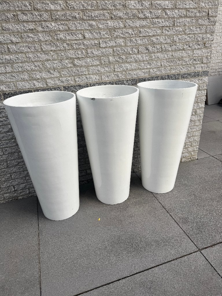 Drie mooie grote plantenpotten, Ophalen, Kunststof, 40 cm of meer, Rond