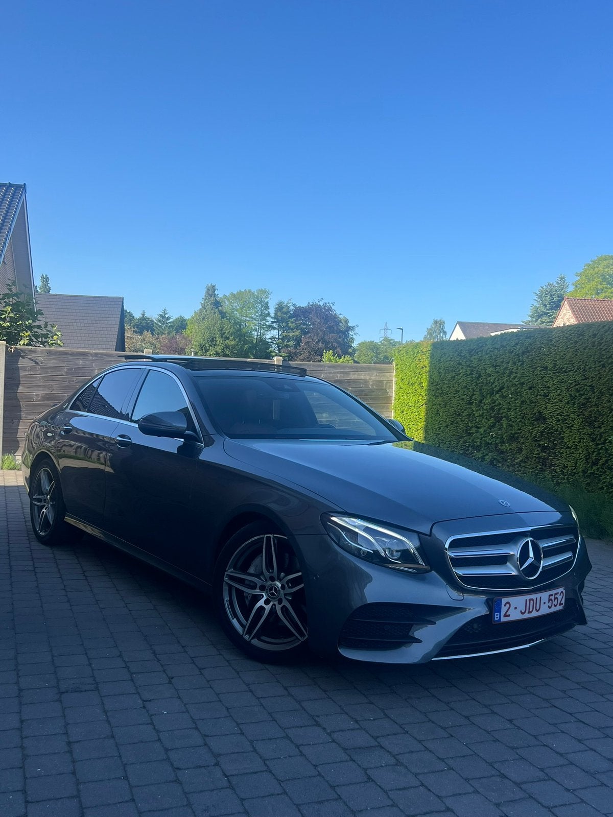 MB E220 AMG NIGHT | 2020 | FULL PANO BURMESTER PARFAIT ÉTAT, Autos, Argent ou Gris, Achat, Euro 6, Entretenue par le concessionnaire