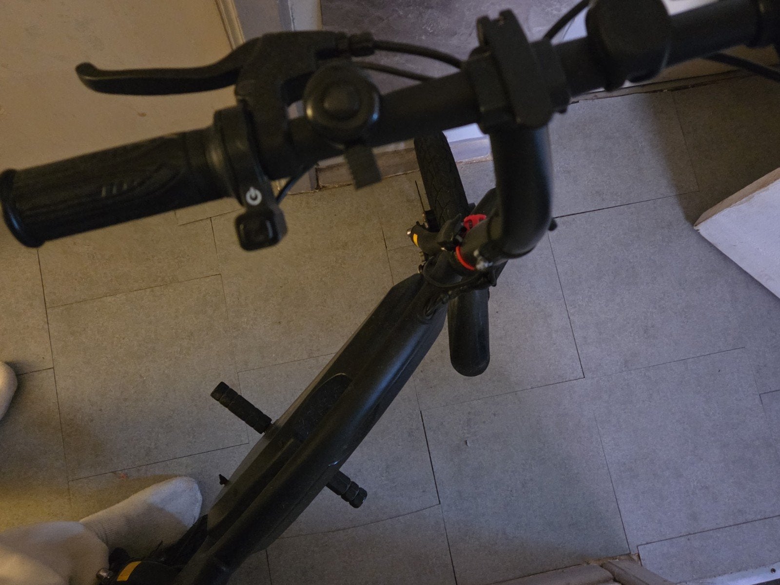 trotinette, Fietsen en Brommers, Ophalen, Zo goed als nieuw