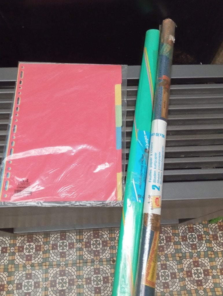 Lot de 6 intercalaires et 2 rouleaux papier a couvrir, Ophalen, Nieuw