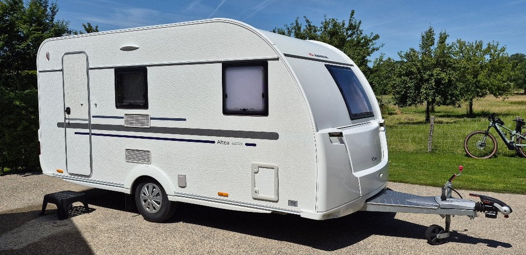 Caravan Adria Altea 432PX, Grand lit, Jusqu'à 4, Particulier, Adria