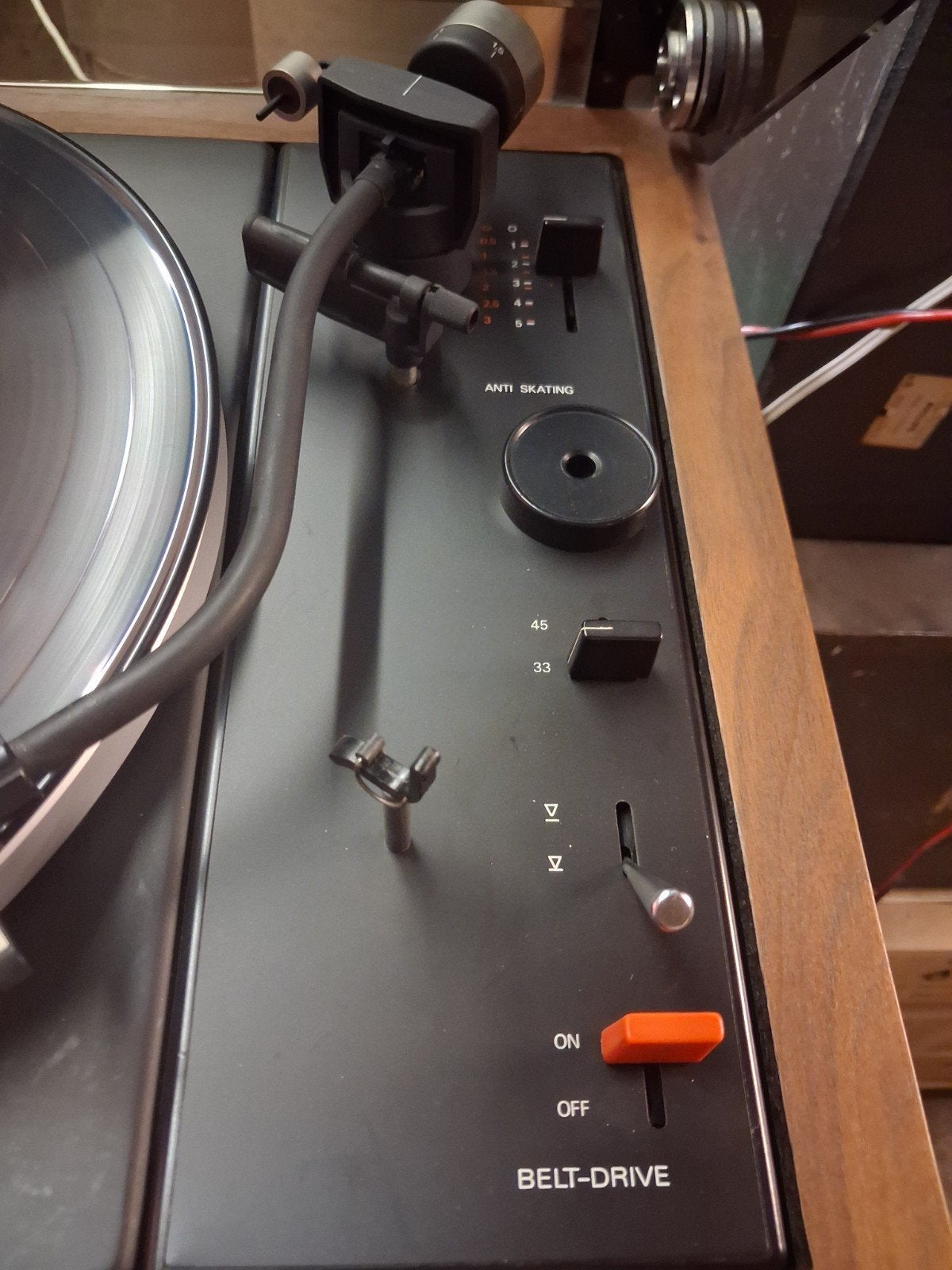 Lenco platenspeler, Ophalen, Platenspeler