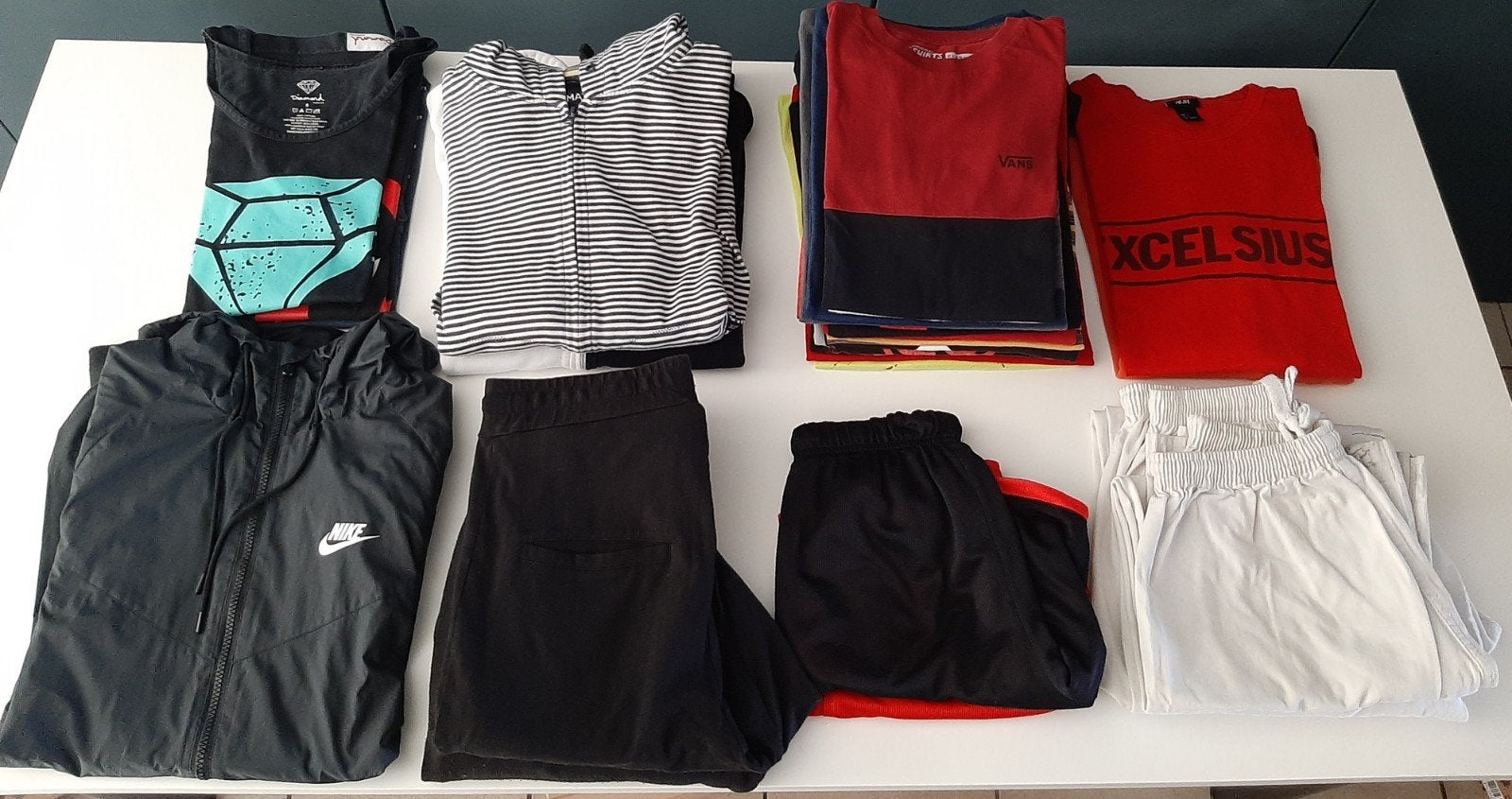 pakketje kleren maat S (28 stuks), Ophalen