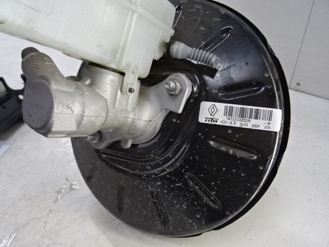 REMBEKRACHTIGER Renault Captur (2R) (01-2013/-) (472103202R), Gebruikt, Renault, Mevr. I. Hauben, Rue de l'Espoir 34 34
4030  GRIVEGNÉE, BE