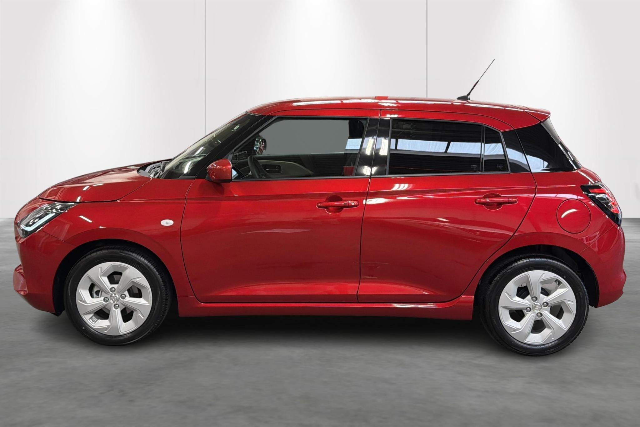 Suzuki Nieuw Swift GL+ GPS-Carplay-Cam-Verwarmde.stoelen, Auto's, Voorwielaandrijving, Stof, https://public.car-pass.be/vhr/af3c2672-85a4-42b6-9368-c58c669acb1c