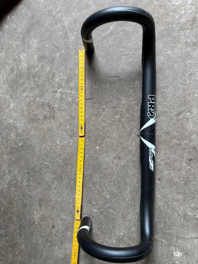 Licht alu Pro racestuur 420 mm, Fietsen en Brommers, Ophalen, Zo goed als nieuw, Stuur