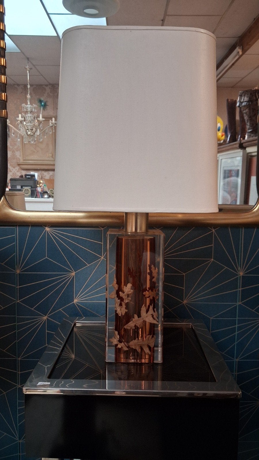 Lampe de table Hollywood Regency, Enlèvement
