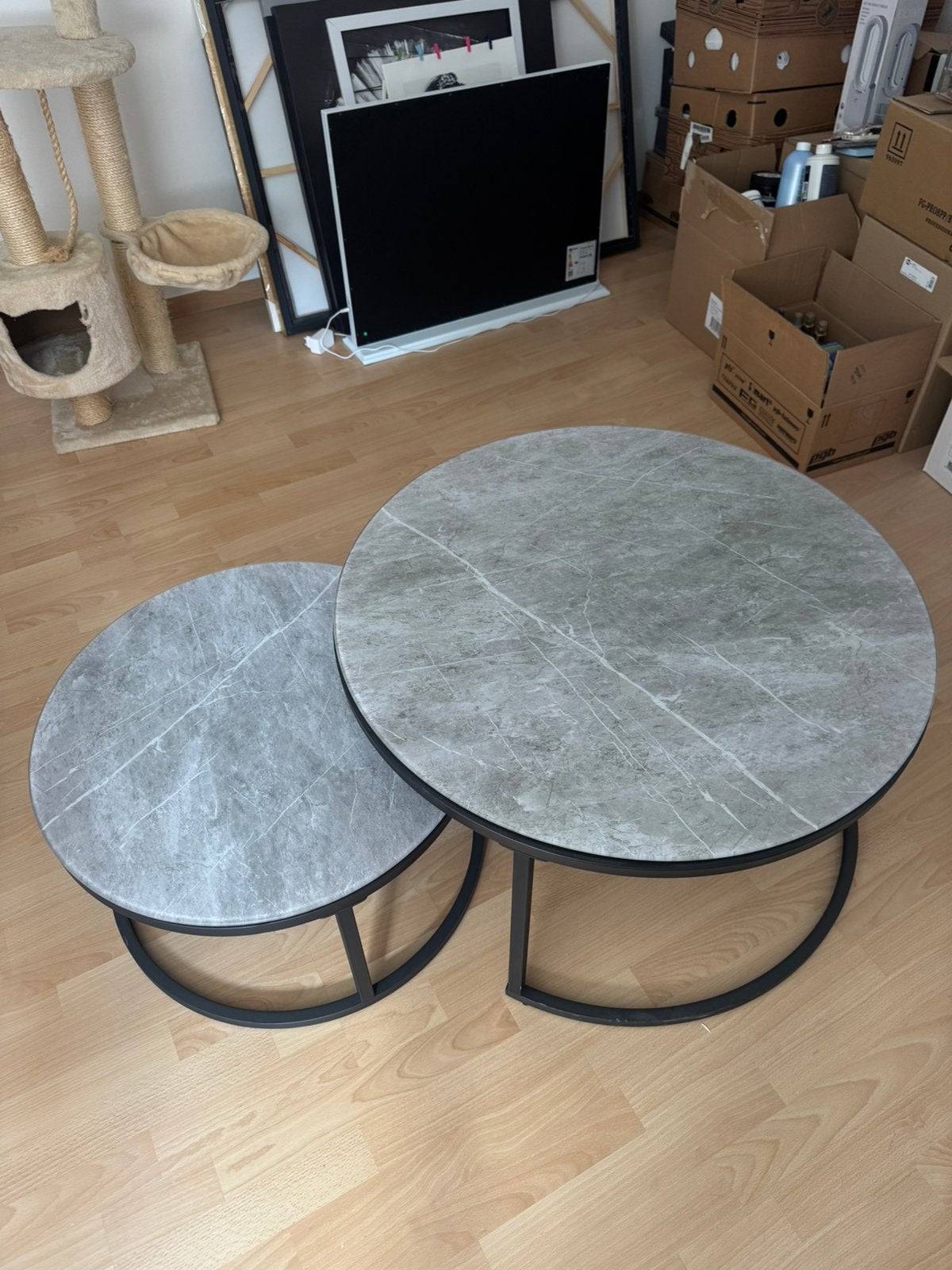 Grijs marmereffect, Huis en Inrichting, Tafels | Salontafels, Minder dan 50 cm, Rond, Zo goed als nieuw, 75 – 100