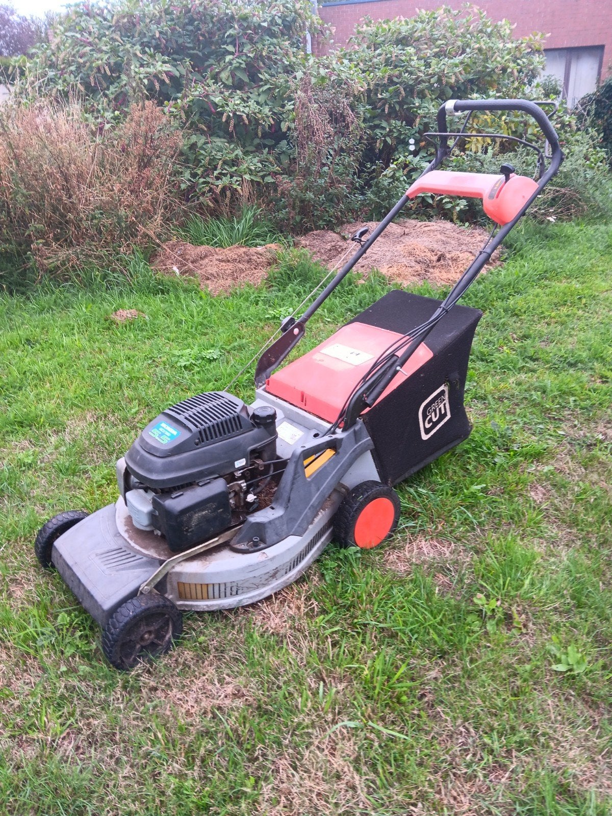honda grasmaaier zelf trekker, prijs 220€, Ophalen, Cirkelmaaier, Mulchfunctie, Zo goed als nieuw