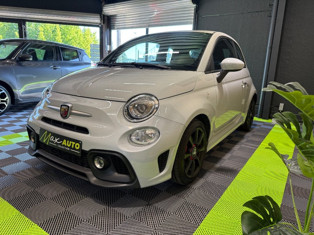 Abarth 595 2021 photo 2