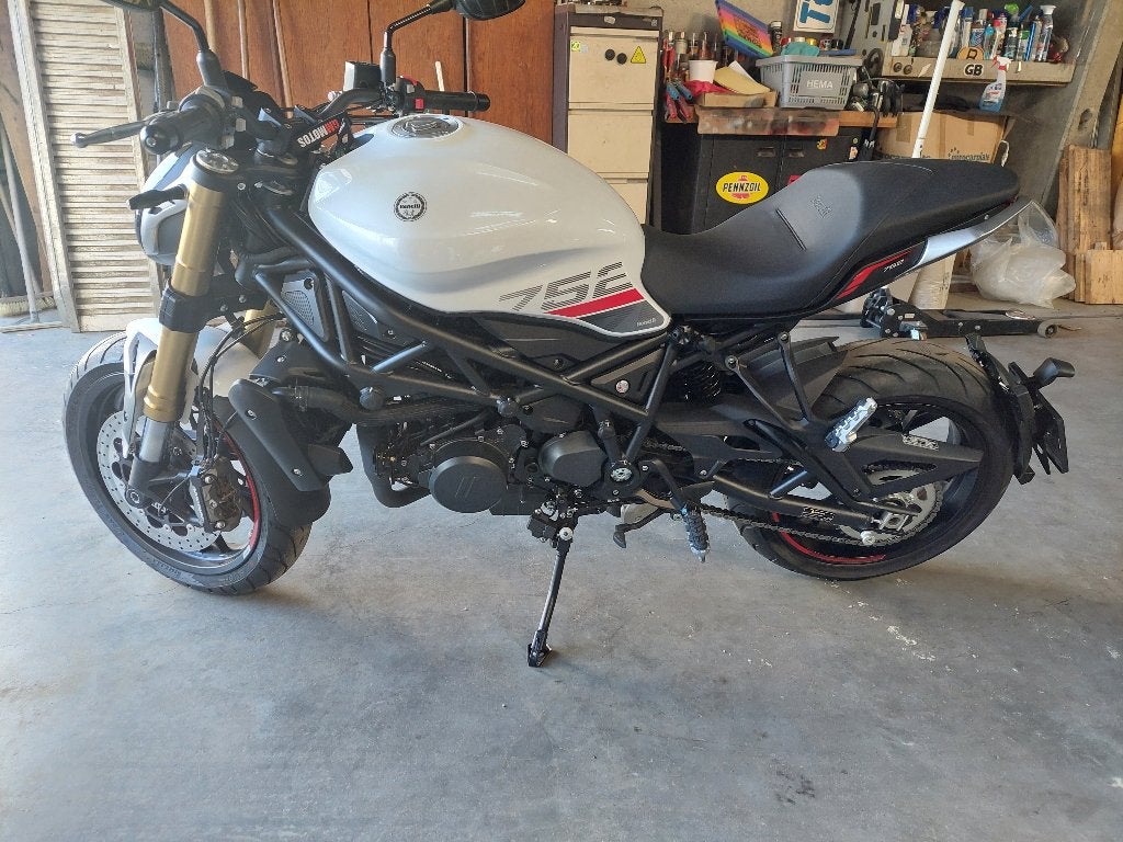 benelli 752 s, Motoren, Motoren | Benelli, 2 cilinders, 752 cc, Nieuw, Bedrijf