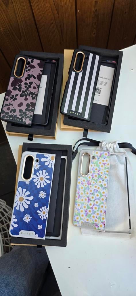 Burga hoesjes, Enlèvement