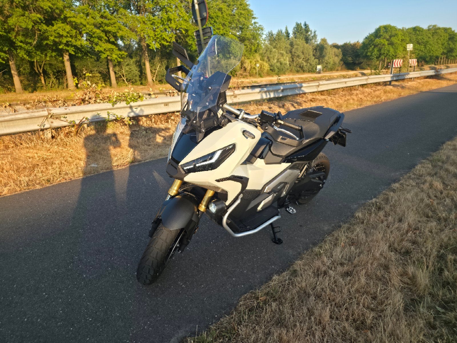 Honda X-ADV 750, Motoren, Particulier