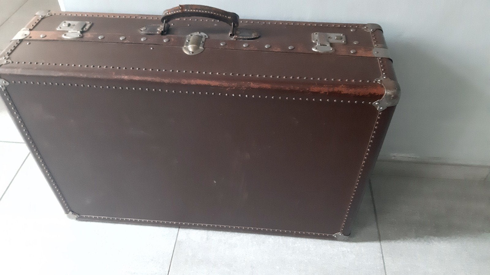 ancienne valise, Enlèvement ou Envoi