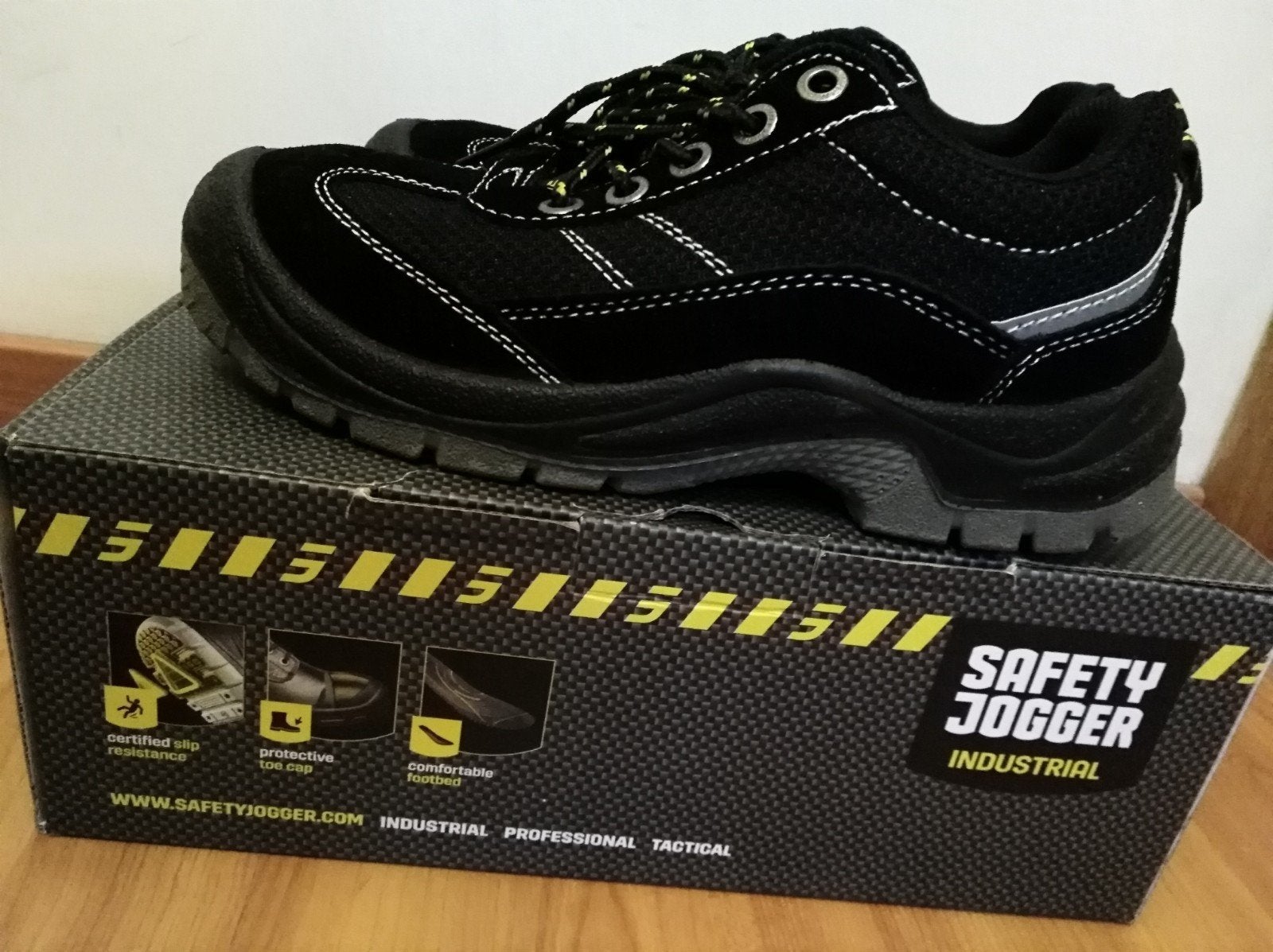 Nouvelles chaussures de sécurité pointure 39, Enlèvement ou Envoi, Neuf