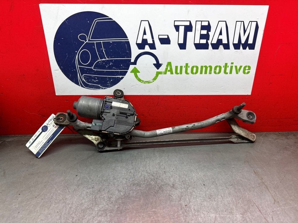 RUITENWISSER MECH + MOTOR Volvo V40 (MV) (01-2012/08-2019), Robert Bosch AG, Gebruikt, Volvo, Robert-Bosch-Allee 1
74232  Abstatt, DE