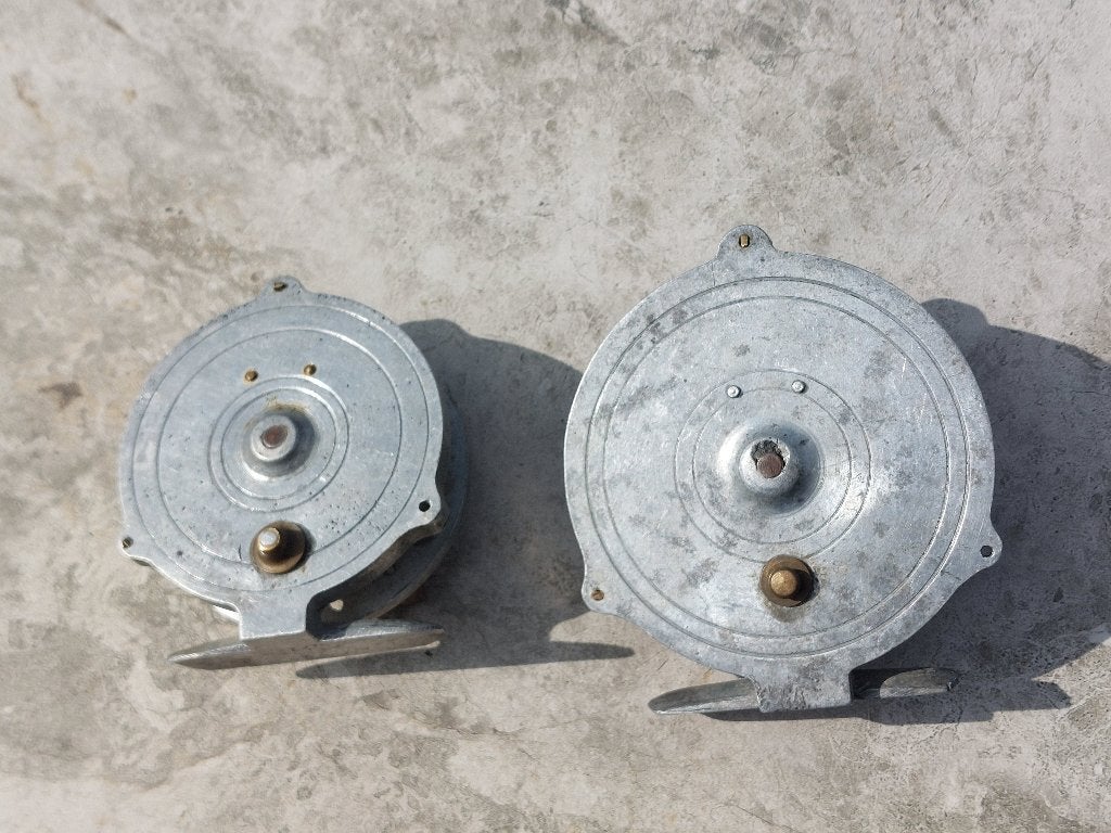 Set van 2 Vintage Aluminium Klassieke Retro Vliegenreels, Ophalen of Verzenden, Gebruikt, Molen