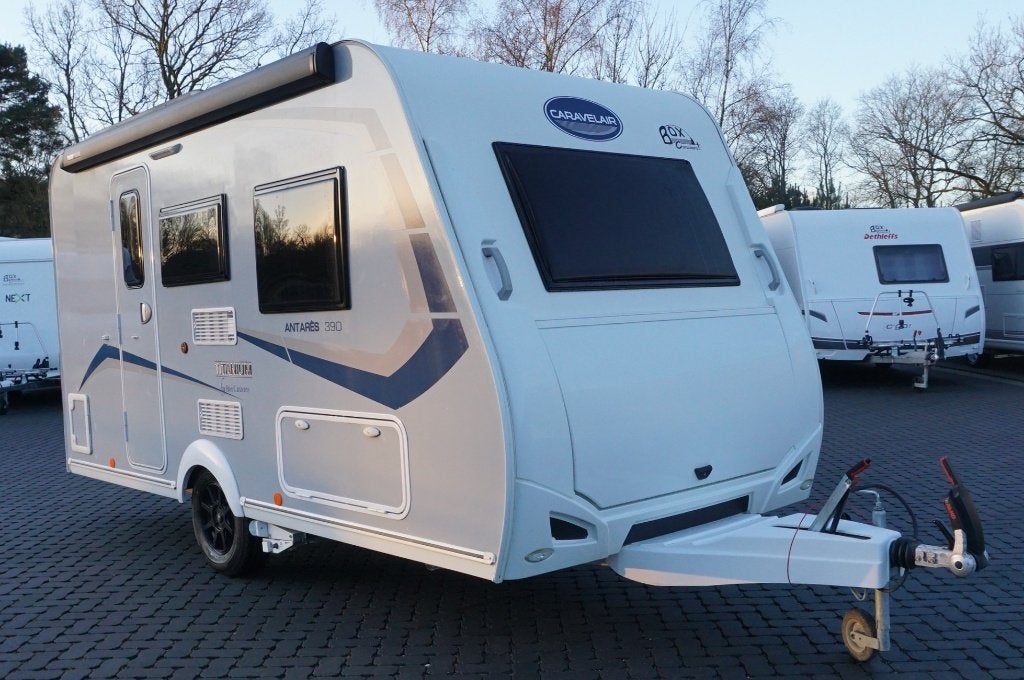 Magnifique Caravelair pour 4 pers.avec démé, clima, MTM 1300, Jusqu'à 4, Entreprise, Airco, Lit transversal