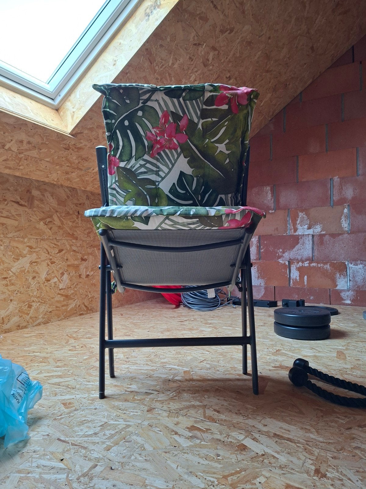 2 tuinstoelen met kussen, Tuin en Terras, Ophalen, Zo goed als nieuw, Aluminium, Verstelbaar