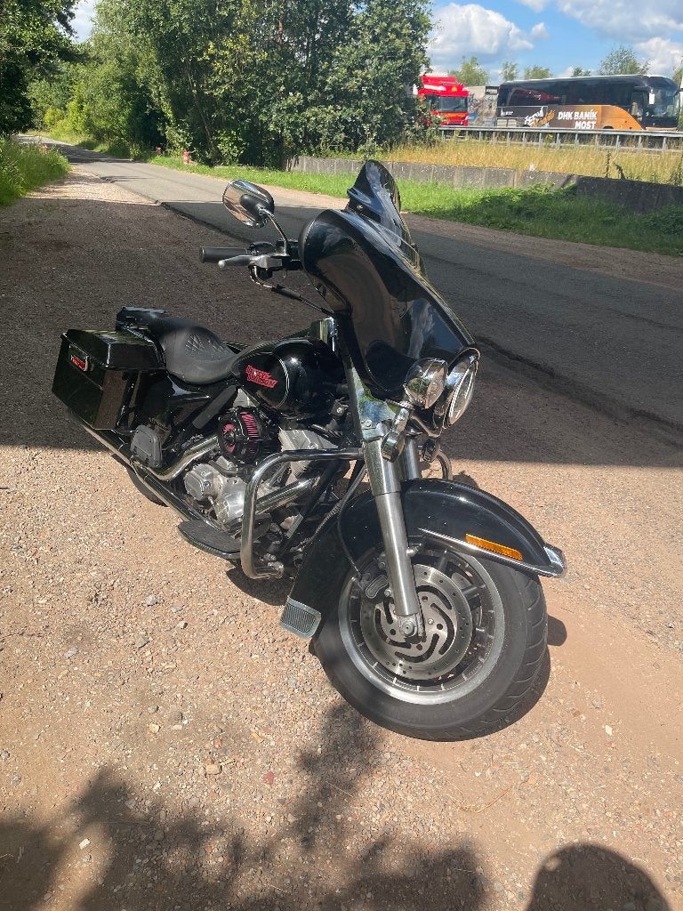 Performance bagger // Electra glide twincam stage 3, Sportuitlaat, 2 cilinders, Occasion, Motorrijbewijs A