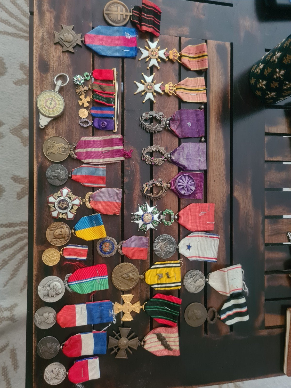médailles militaires ( plusieurs en argent), Antiquités & Art, Enlèvement ou Envoi
