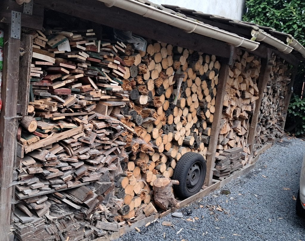 14,4 stères de bois sec depuis au moins 2 ans, 6 m³ ou plus, Enlèvement, Autres essences de bois, Bûches
