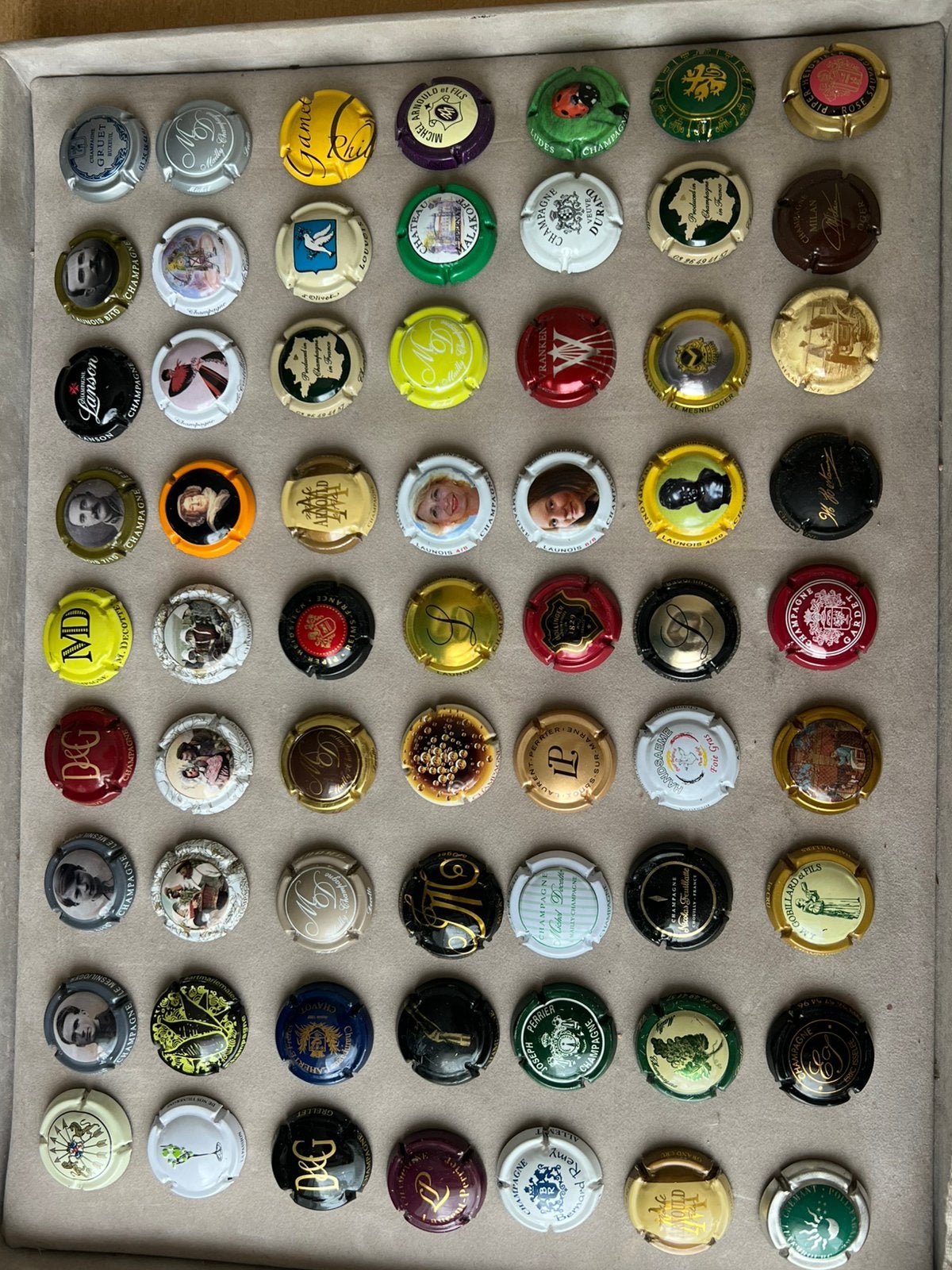 Champagne capsules met 2 kastjes, Verzamelen, Ophalen
