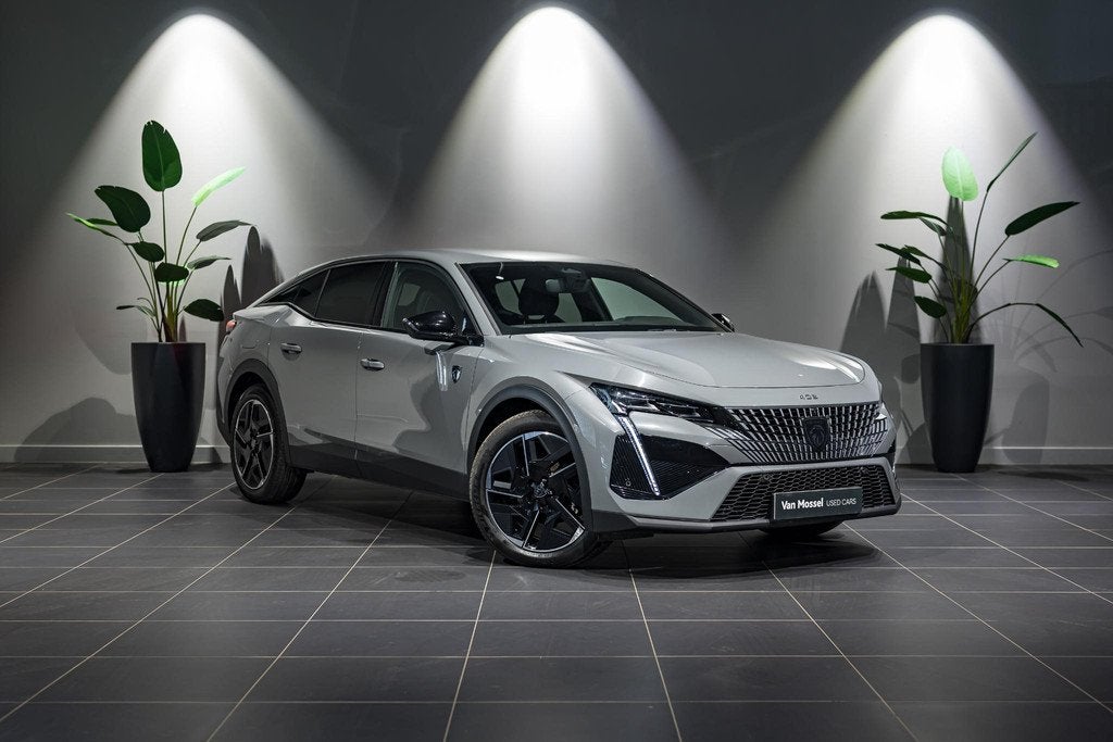 Peugeot 408 1.2 HYBRID 100 e-DSC6 GT, Auto's, Peugeot, Gebruikt, Parkeersensor, 1199 cc, 136 pk